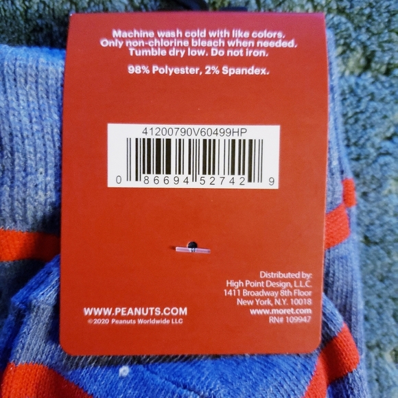 Men's Peanuts Sleeping Snoopy Socks. NWT. - Picture 5 of 5